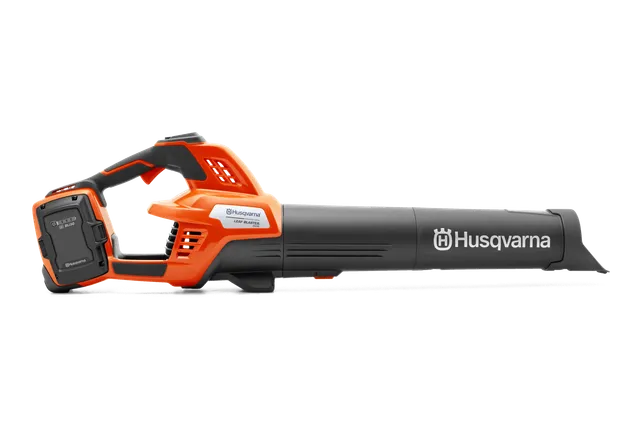Husqvarna 350iB kit manufacturer studio render with BLi30 battery attached; QC250 charger is not shown.