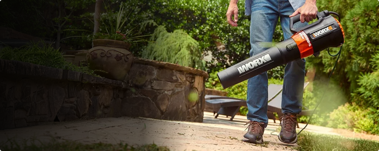 Soplador WORX WG521; imagen de la galería de la página oficial del fabricante.